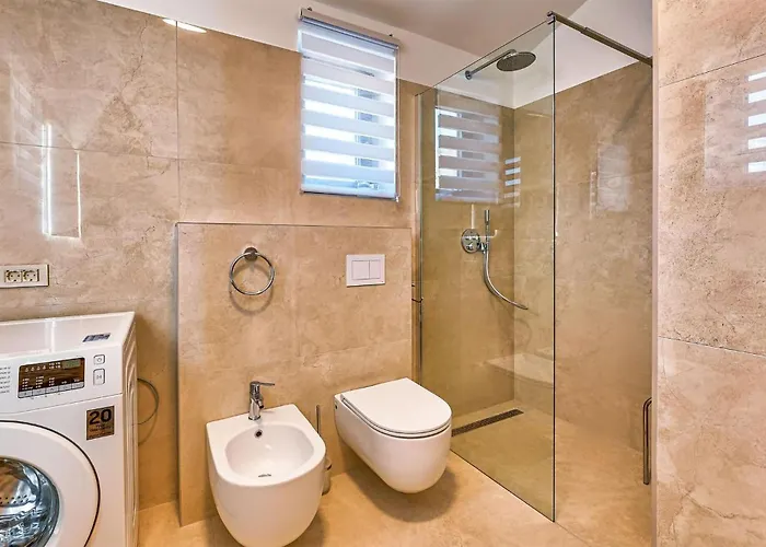 Amazing In With Kitchen